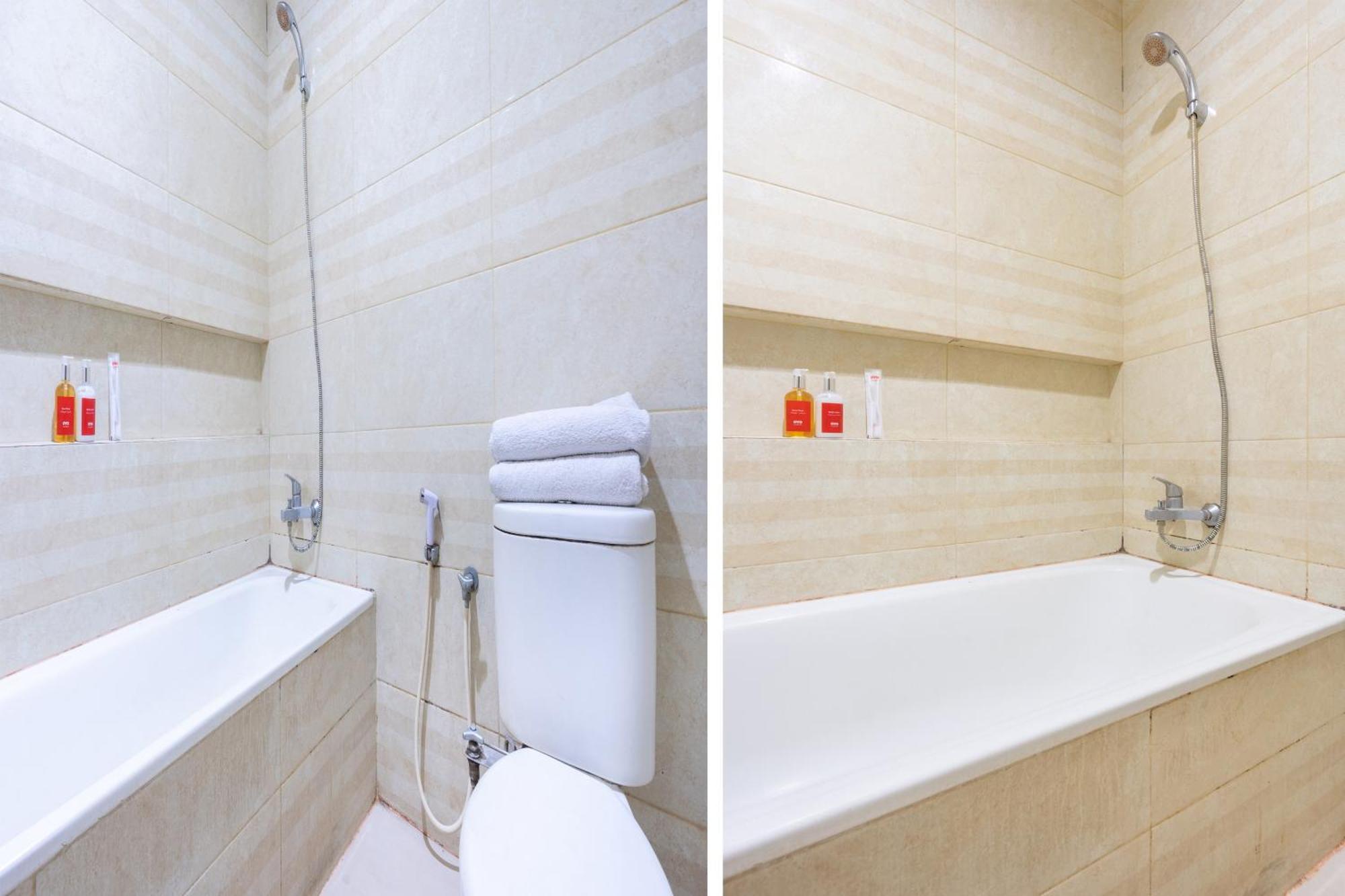 Super Oyo Flagship 91863 Metro House Hotel Surabaya Luaran gambar